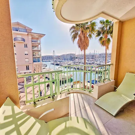 Appartement Vue Port&mer - Terrasse, Clim, Garage, Plages Fréjus